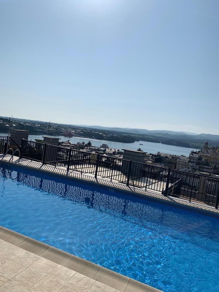 Moderno Piso Con La Mejor Terraza De Ribadeo Y Vistas Maravillosas Ngoại thất bức ảnh